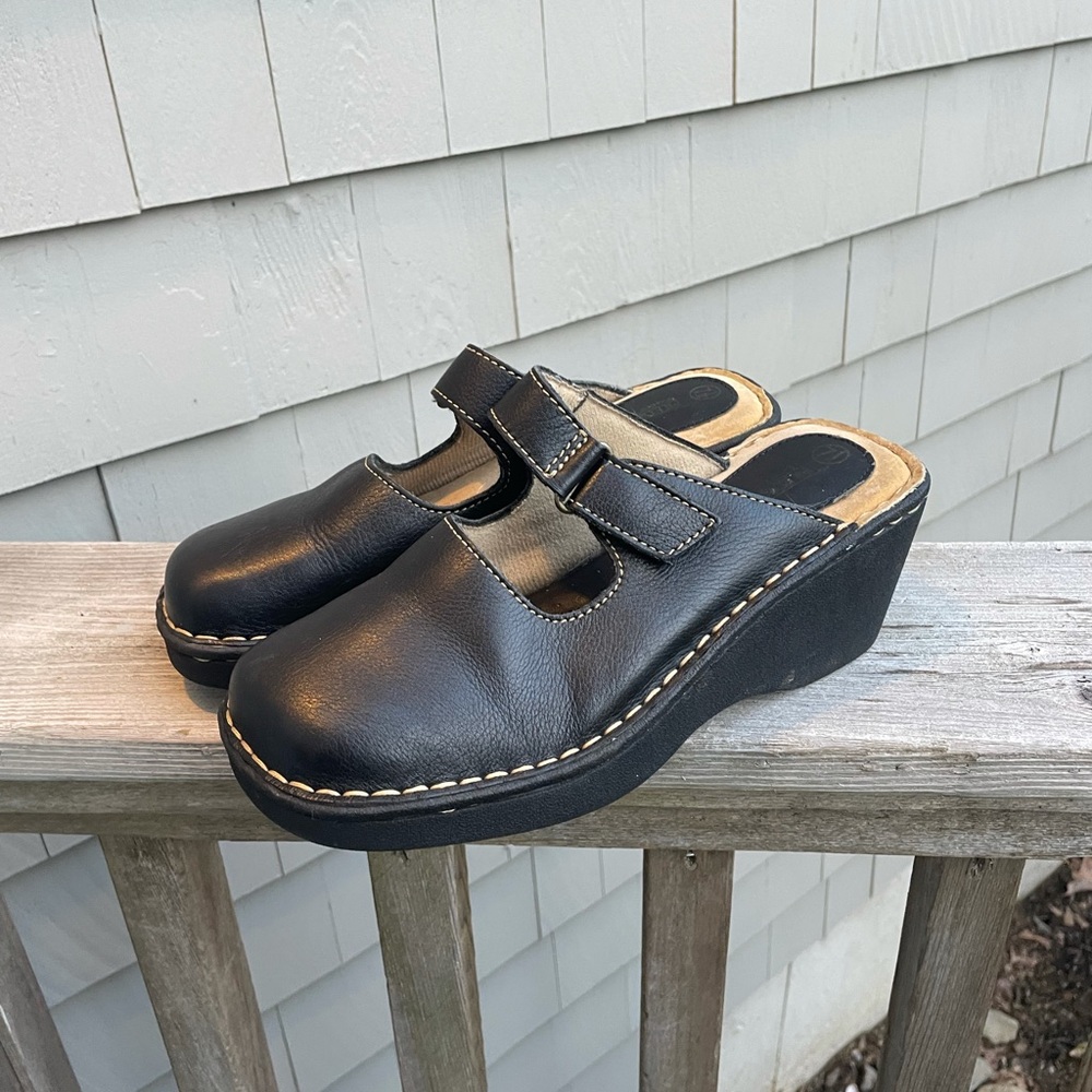 Mule Platform Sandals in black with gorgeous doc marten like stitching.